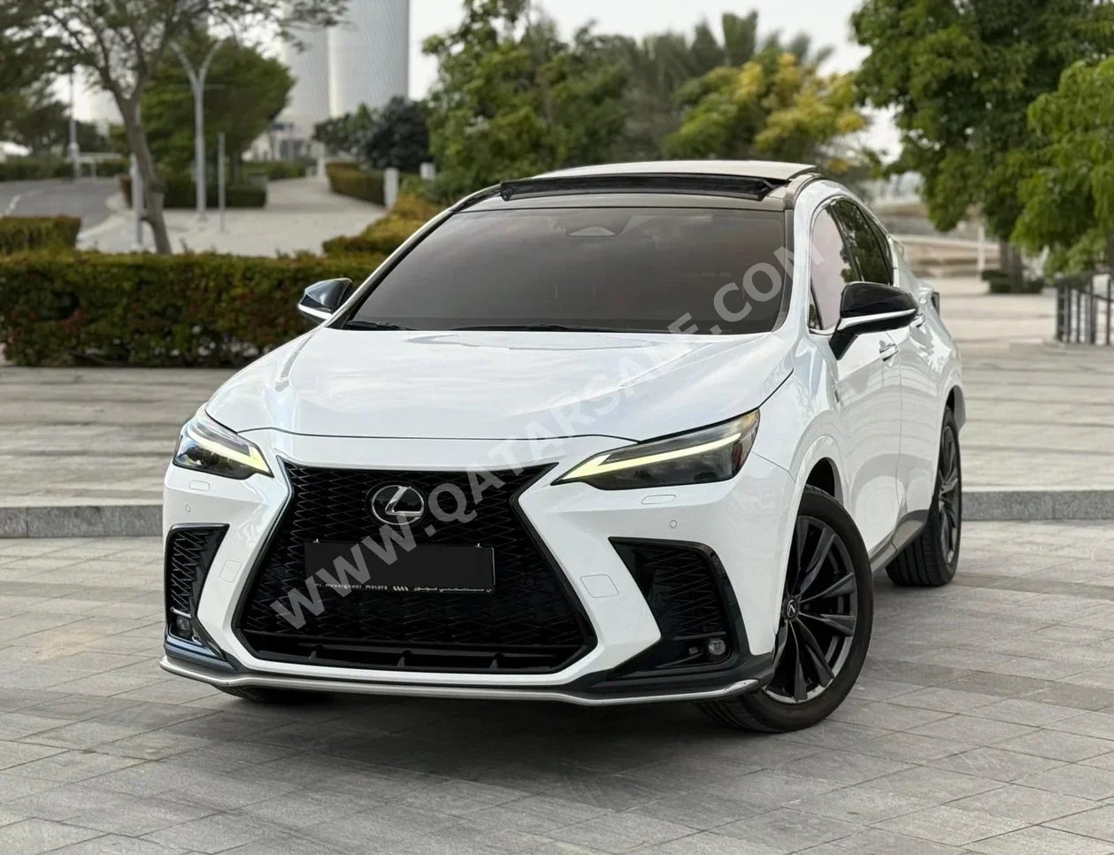 Lexus  NX  350 F Sport  2022  Automatic  75,000 Km  4 Cylinder  Four Wheel Drive (4WD)  SUV  White