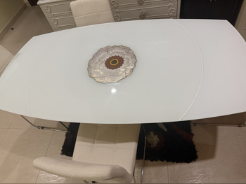 طاولة طعام مع كراسي  - أبيض