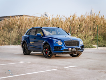 Bentley  Bentayga  2017  Automatic  100,000 Km  12 Cylinder  Four Wheel Drive (4WD)  SUV  Blue