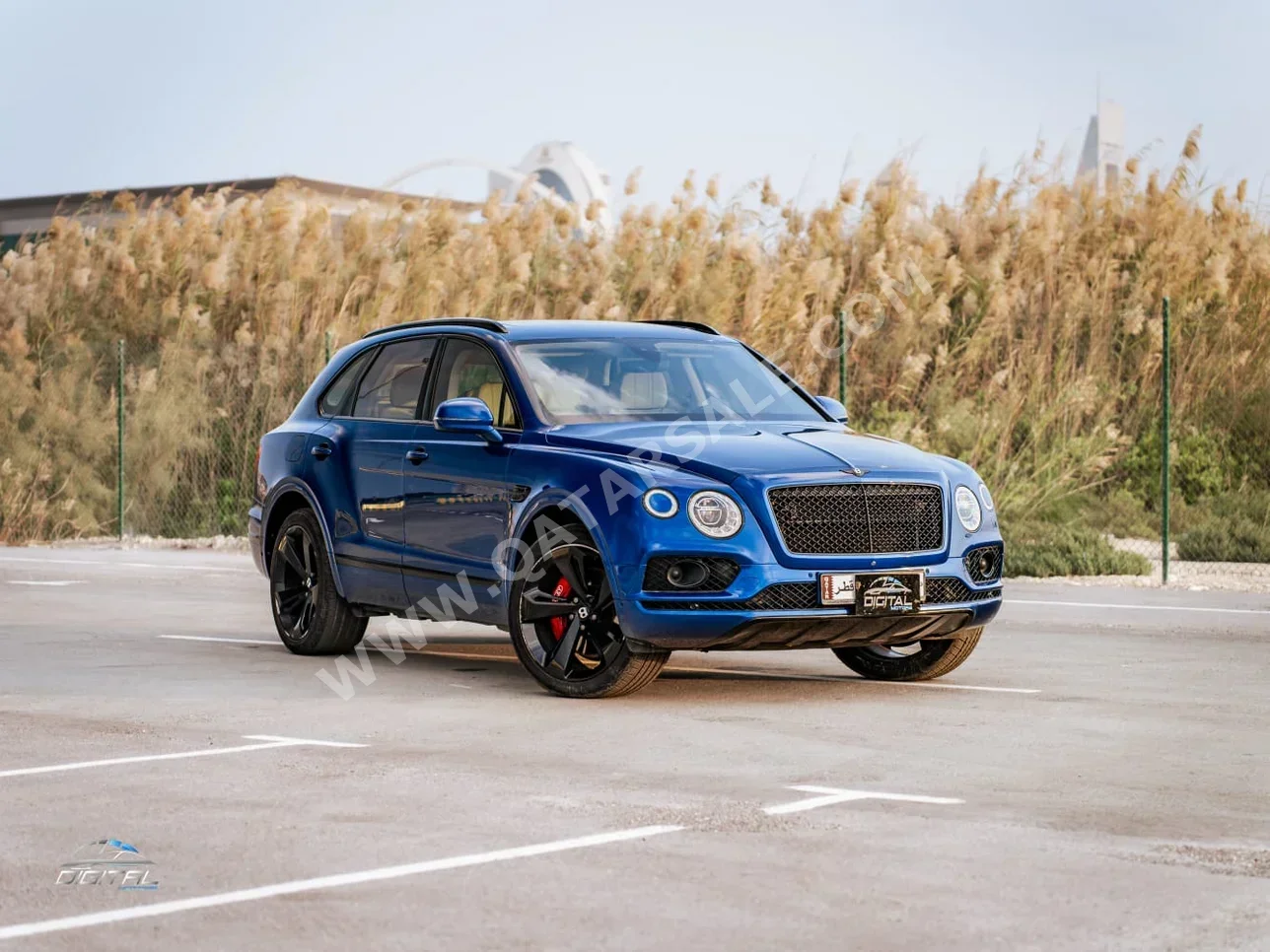 Bentley  Bentayga  2017  Automatic  100,000 Km  12 Cylinder  Four Wheel Drive (4WD)  SUV  Blue