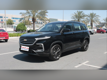 شفروليه كابتيفا ال اس 2024 اوتوماتيك 25,000 كم 4 سلندر سحب امامي اس يو في أسود تحت الضمان