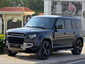 Land Rover  Defender  110 HSE  2024  Automatic  31,000 Km  6 Cylinder  Four Wheel Drive (4WD)  SUV  Black  With Warranty