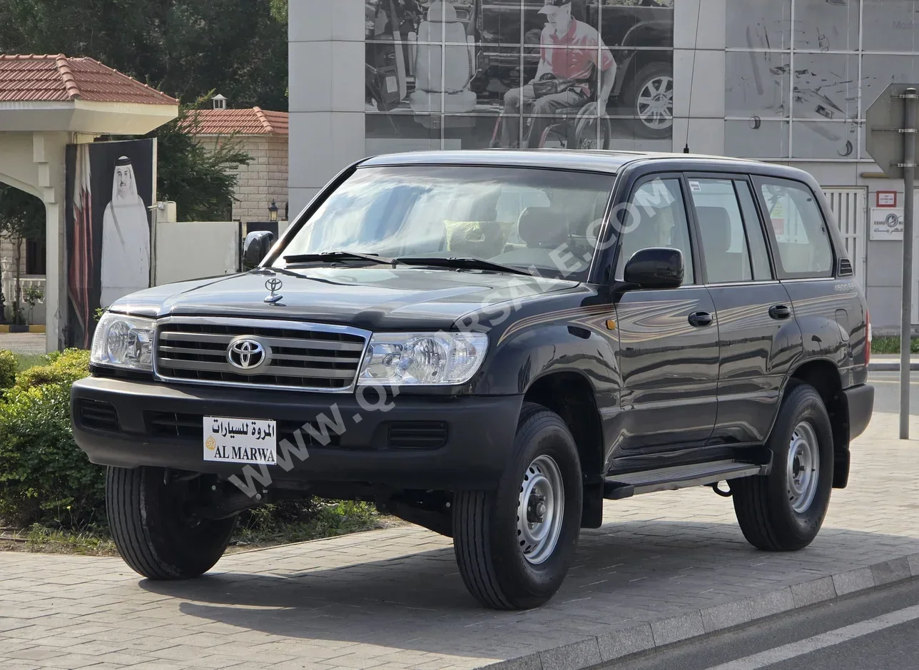 تويوتا  لاند كروزر  جي اكس  2007  عادي  200,000 كم  6 سلندر  دفع رباعي  اس يو في  أسود