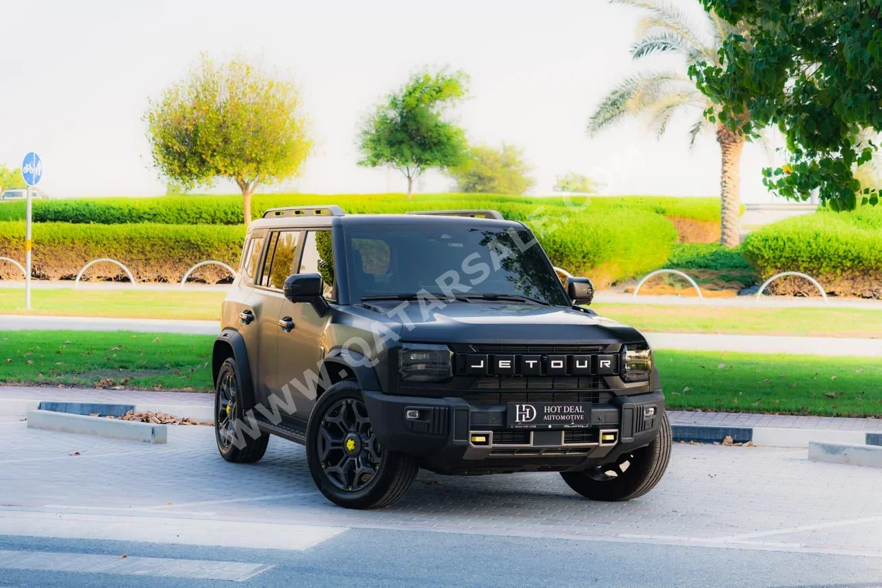 Jetour T2 Luxury 2025 Automatic 6,000 Km 4 Cylinder Four Wheel Drive (4WD) SUV Black With Warranty