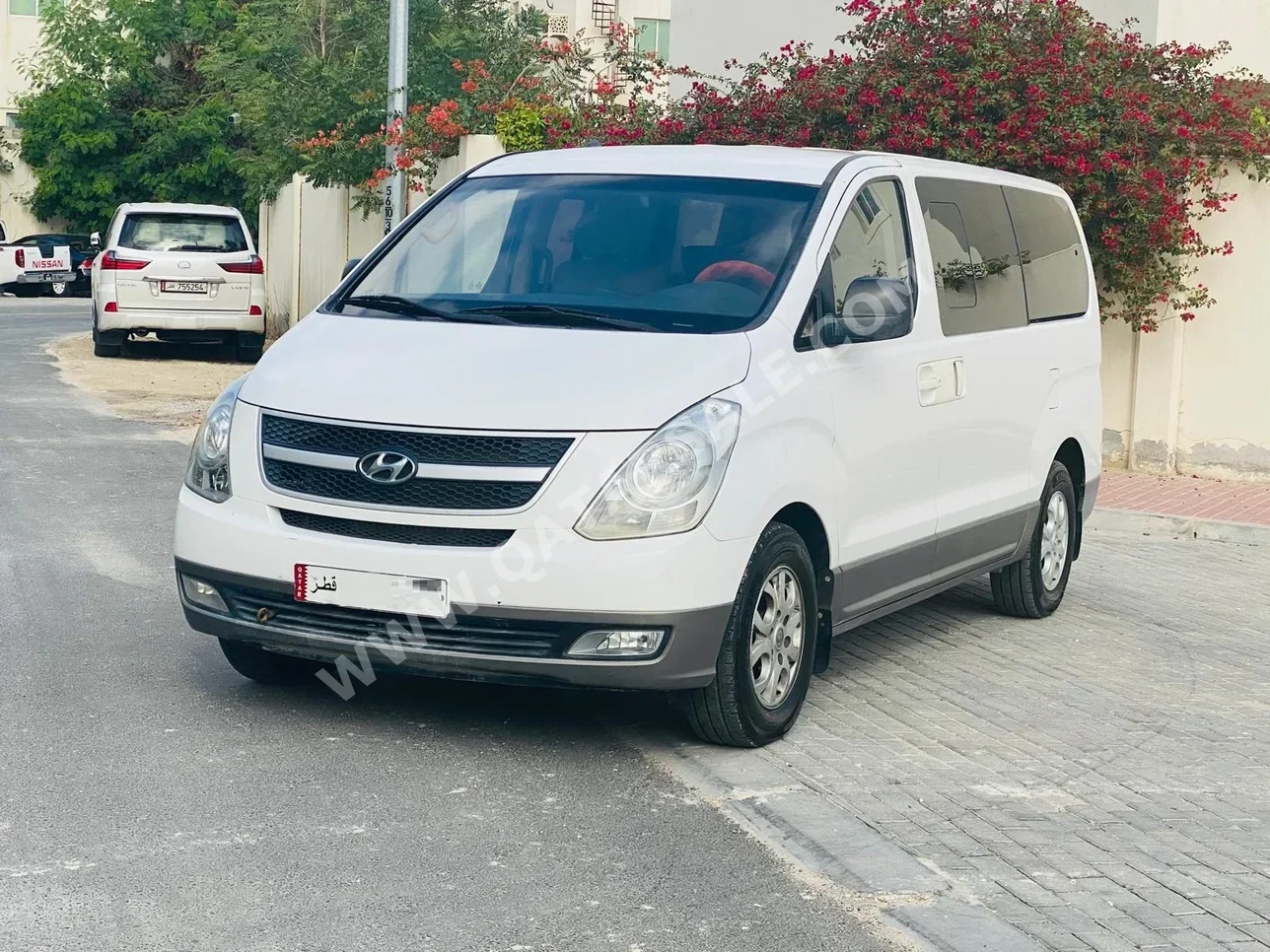 Hyundai  Van H1  2013  Automatic  13,000 Km  4 Cylinder  Rear Wheel Drive (RWD)  Van / Bus  White
