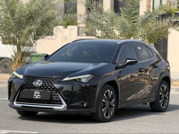 Lexus  UX  200  2023  Automatic  61,000 Km  4 Cylinder  Four Wheel Drive (4WD)  SUV  Black