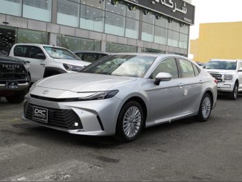 Toyota  Camry  LE  2025  Automatic  0 Km  4 Cylinder  Front Wheel Drive (FWD)  Sedan  Silver  With Warranty