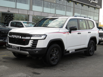 Toyota  Land Cruiser  GR Sport Twin Turbo  2025  Automatic  300 Km  6 Cylinder  Four Wheel Drive (4WD)  SUV  White  With Warranty