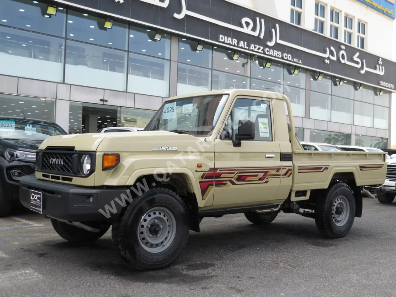 تويوتا  لاند كروزر  ال اكس  2025  اوتوماتيك  0 كم  6 سلندر  دفع رباعي  بيكب  بيج  تحت الضمان