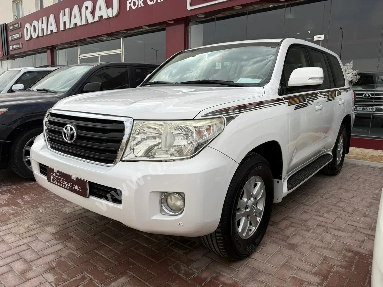 Toyota  Land Cruiser  GX  2014  Automatic  324,000 Km  6 Cylinder  Four Wheel Drive (4WD)  SUV  Beige