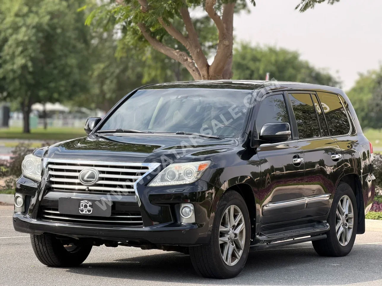Lexus  LX  570  2013  Automatic  358,000 Km  8 Cylinder  Four Wheel Drive (4WD)  SUV  Black