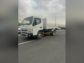 Mitsubishi  Fuso Canter  2023  Manual  4,000 Km  4 Cylinder  Rear Wheel Drive (RWD)  Pick Up  White  With Warranty