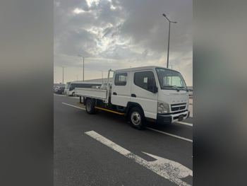 Mitsubishi  Fuso Canter  2020  Manual  170,000 Km  4 Cylinder  Rear Wheel Drive (RWD)  Pick Up  White
