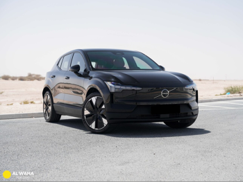 Volvo  EX  30  2025  Automatic  5,000 Km  0 Cylinder  All Wheel Drive (AWD)  SUV  Black  With Warranty