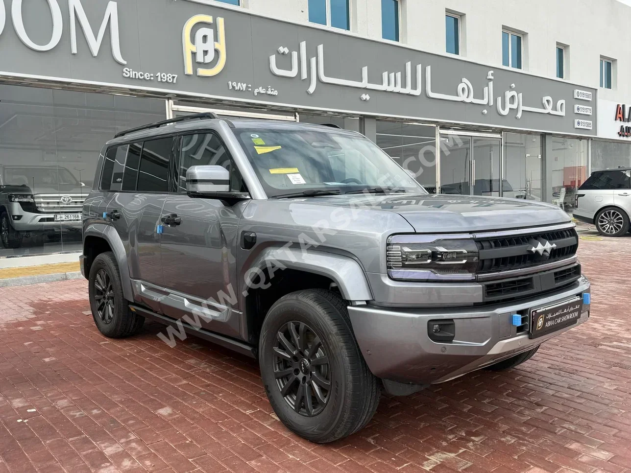 بي واي دي  ليوبيرد 5  2025  اوتوماتيك  0 كم  4 سلندر  دفع رباعي  اس يو في  فضي  تحت الضمان