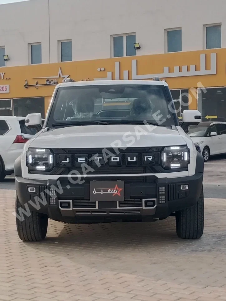 Jetour  T2  Luxury  2026  Automatic  2,500 Km  4 Cylinder  Four Wheel Drive (4WD)  SUV  White  With Warranty