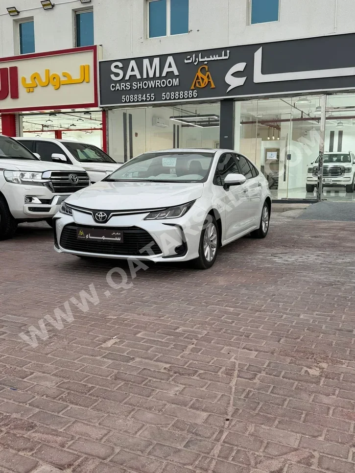 Toyota Corolla XLI 2025 Automatic 10,000 Km 4 Cylinder Front Wheel Drive (FWD) Sedan White With Warranty