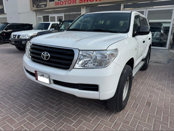 تويوتا  لاند كروزر  جي  2011  اوتوماتيك  360,000 كم  6 سلندر  دفع رباعي  اس يو في  أبيض