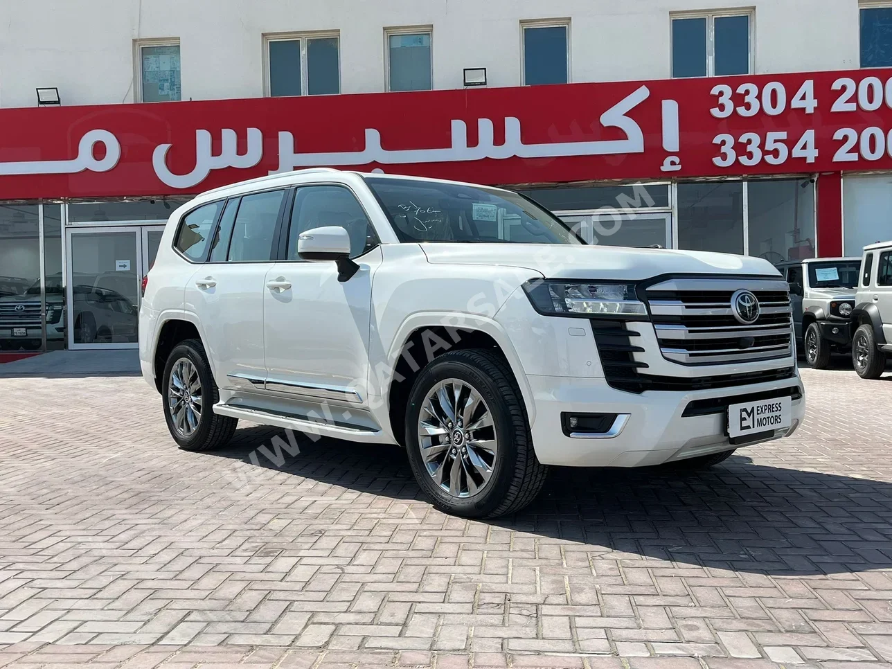 Toyota  Land Cruiser  GXR Twin Turbo  2025  Automatic  0 Km  6 Cylinder  Four Wheel Drive (4WD)  SUV  White  With Warranty