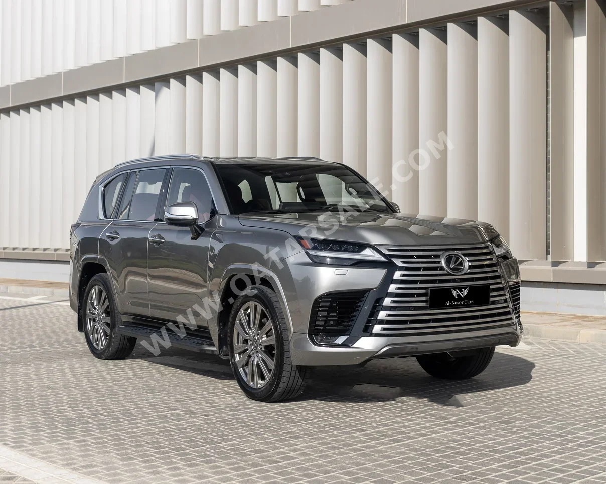 Lexus  LX  600 VIP  2023  Automatic  30,000 Km  6 Cylinder  Four Wheel Drive (4WD)  SUV  Silver  With Warranty