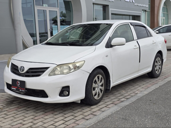 Toyota  Corolla  2013  Automatic  190,000 Km  4 Cylinder  Front Wheel Drive (FWD)  Sedan  White