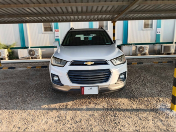 Chevrolet  Captiva  LS  2016  Automatic  180,000 Km  4 Cylinder  Four Wheel Drive (4WD)  SUV  White