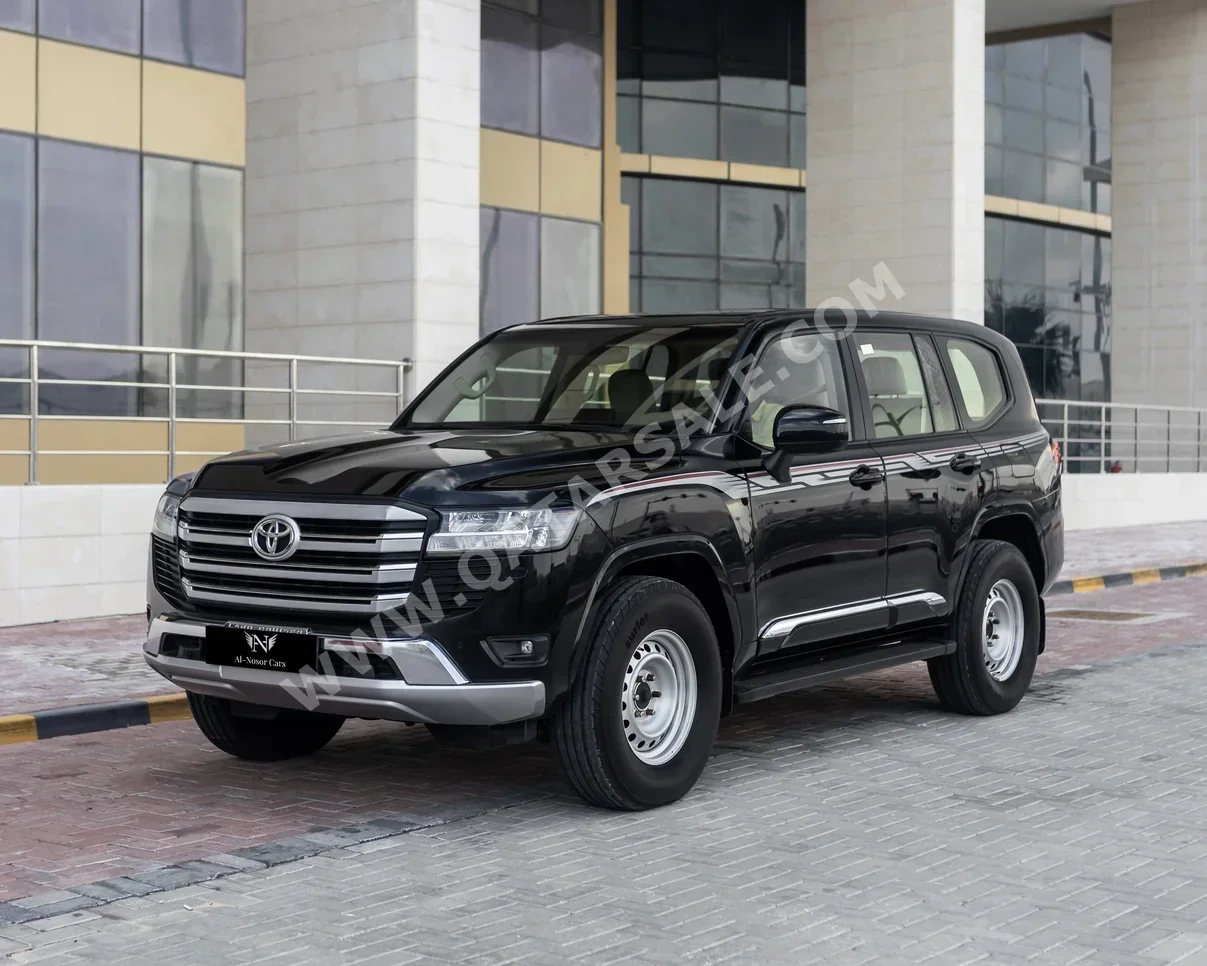 Toyota Land Cruiser GXR 2023 Automatic 86,000 Km 6 Cylinder Four Wheel Drive (4WD) SUV Black With Warranty