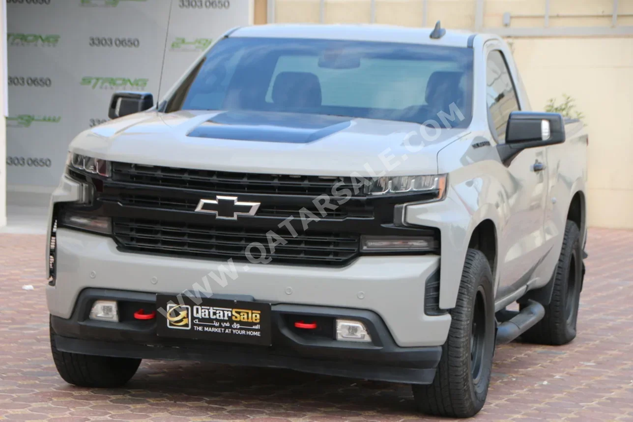 Chevrolet  Silverado  RST  2019  Automatic  157,000 Km  8 Cylinder  Four Wheel Drive (4WD)  Pick Up  Gray Nardo