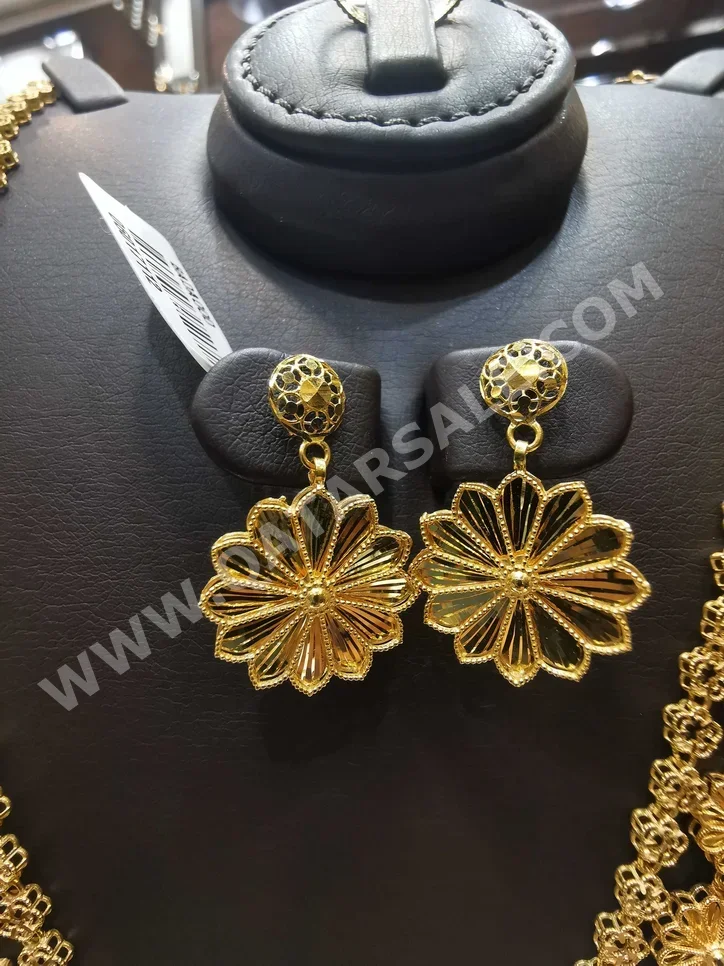 Gold Set  Bahrain  Woman  35.48 Gram  Band  Maintenance Warranty  Yellow Gold  21k