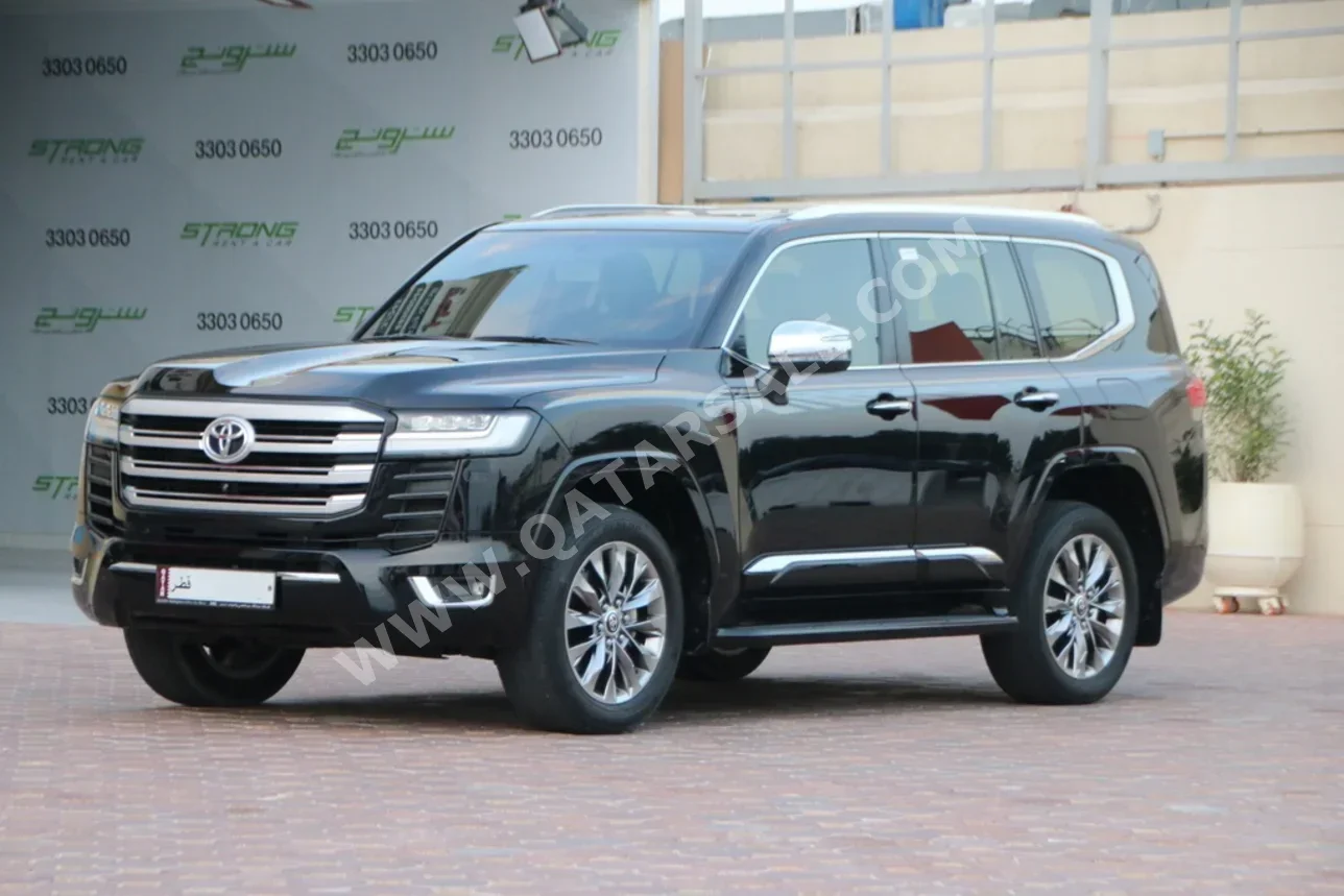 Toyota  Land Cruiser  VX Twin Turbo  2023  Automatic  54,000 Km  6 Cylinder  Four Wheel Drive (4WD)  SUV  Black  With Warranty