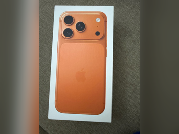 Mobile Phones Apple  - Iphone 17  - Pro  - Orange  - 256 GB