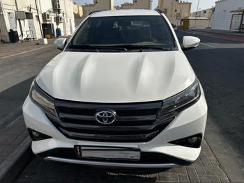 Toyota  Rush  S  2023  Automatic  120,000 Km  4 Cylinder  Rear Wheel Drive (RWD)  SUV  White