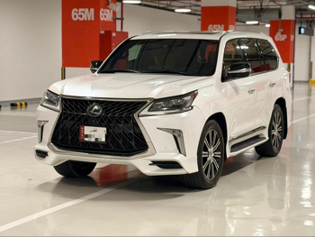 Lexus  LX  570 S  2020  Automatic  187,000 Km  8 Cylinder  Four Wheel Drive (4WD)  SUV  White