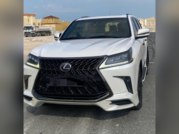Lexus  LX  570 S Black Edition  2020  Automatic  180,000 Km  8 Cylinder  Four Wheel Drive (4WD)  SUV  White