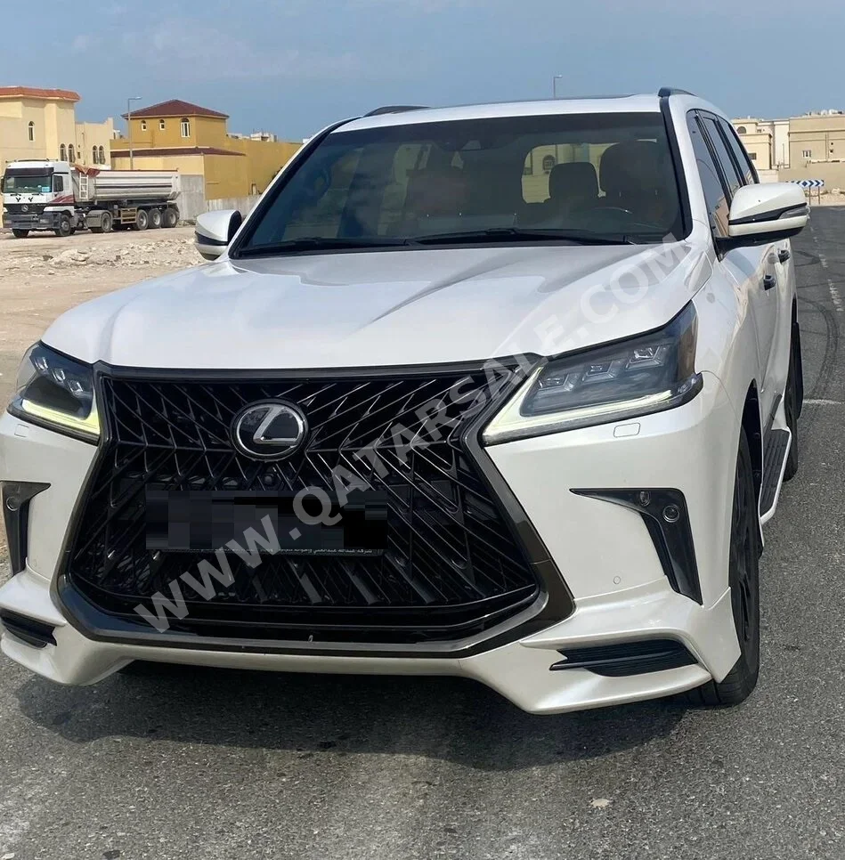Lexus  LX  570 S Black Edition  2020  Automatic  180,000 Km  8 Cylinder  Four Wheel Drive (4WD)  SUV  White