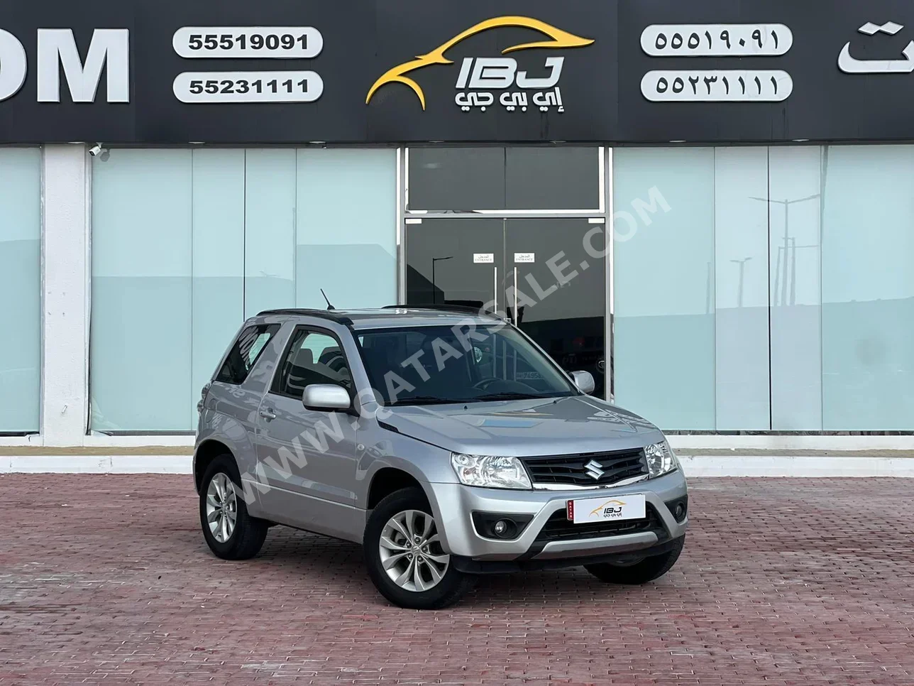 Suzuki Grand Vitara 2016 Automatic 125,000 Km 4 Cylinder Rear Wheel Drive (RWD) Sedan Silver