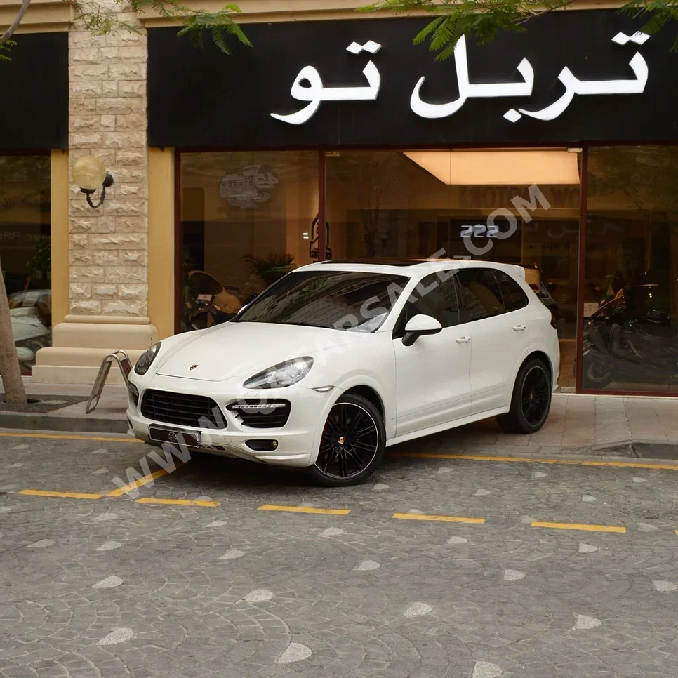 Porsche  Cayenne  GTS  2014  Automatic  191,800 Km  8 Cylinder  Four Wheel Drive (4WD)  SUV  White