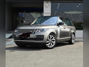 لاند روفر  رنج روفر  فوج  2018  اوتوماتيك  82,000 كم  8 سلندر  دفع كلي مستمر  اس يو في  أخضر عشبي