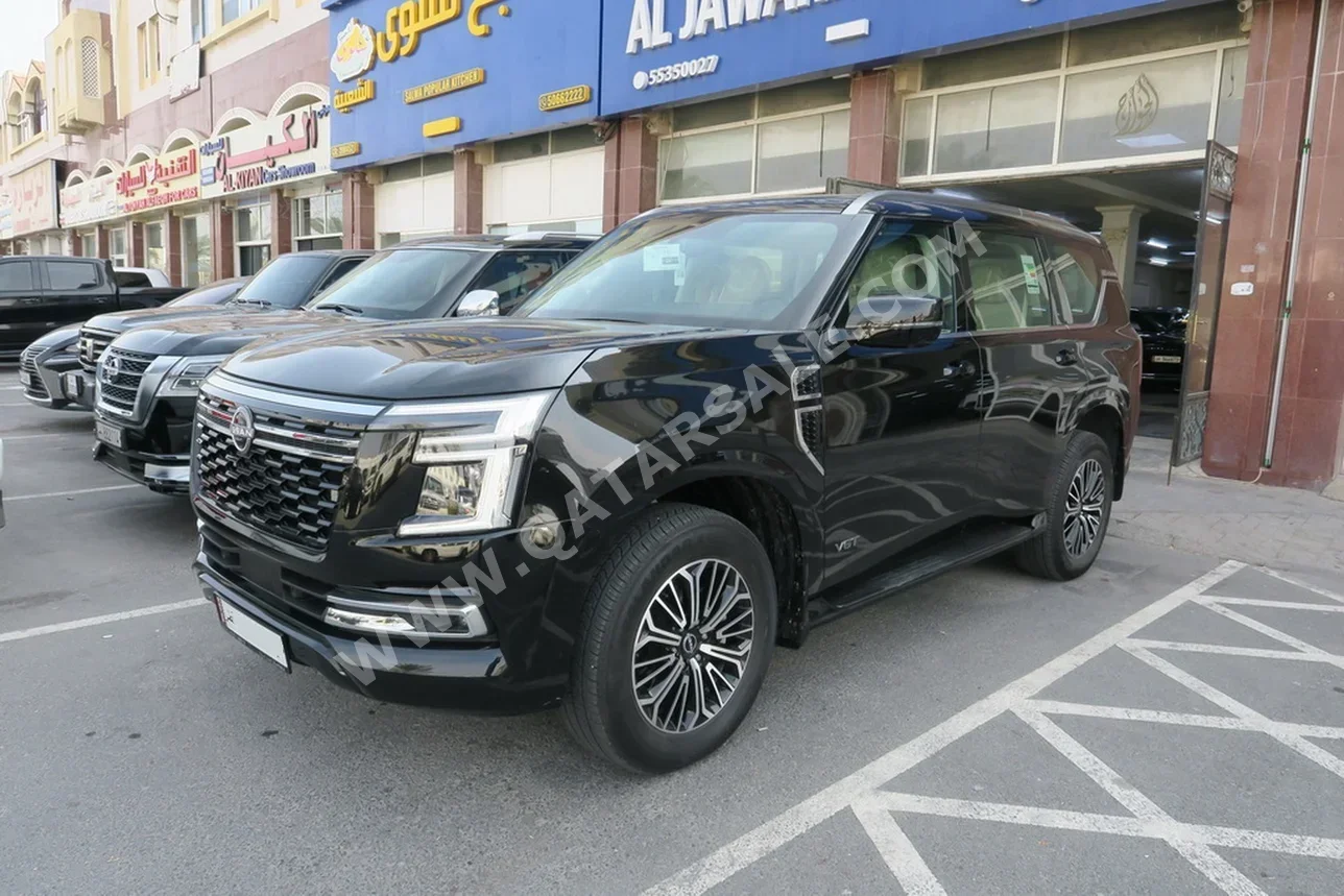 نيسان باترول تيتانيوم تيربو 2025 اوتوماتيك 14,000 كم 6 سلندر دفع رباعي اس يو في أسود تحت الضمان