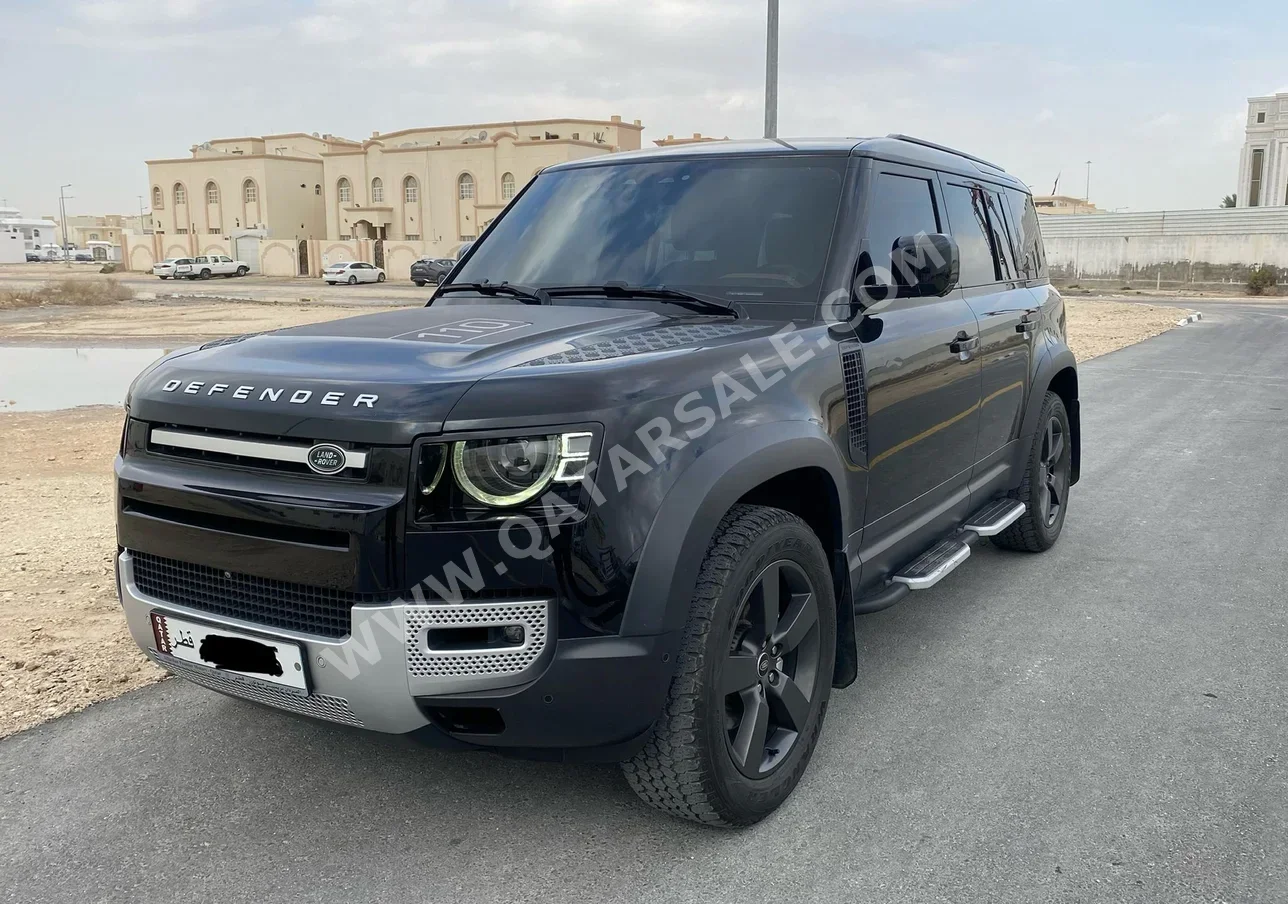 لاند روفر ديفيندر 110 اس اي 2023 اوتوماتيك 68,000 كم 4 سلندر دفع رباعي اس يو في أسود تحت الضمان