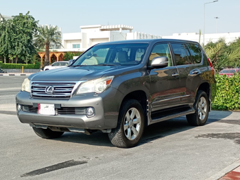 لكزس  جي اكس  460  2010  اوتوماتيك  150,000 كم  8 سلندر  دفع رباعي  اس يو في  رمادي