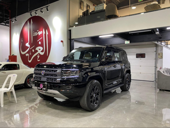 BYD  Denza  B 5  2026  Automatic  5,000 Km  4 Cylinder  Four Wheel Drive (4WD)  SUV  Black  With Warranty