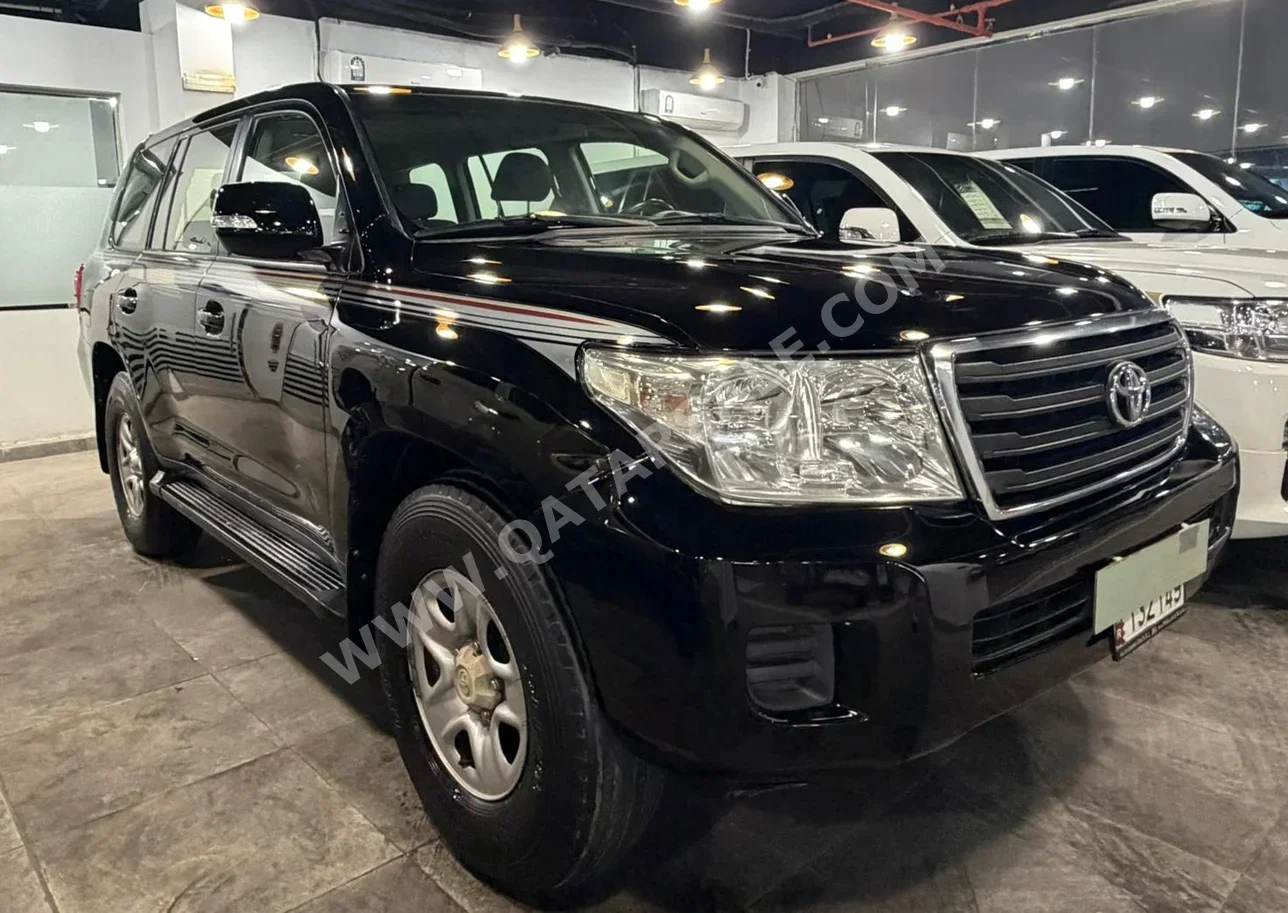 Toyota  Land Cruiser  G  2011  Automatic  190,000 Km  6 Cylinder  Four Wheel Drive (4WD)  SUV  Black