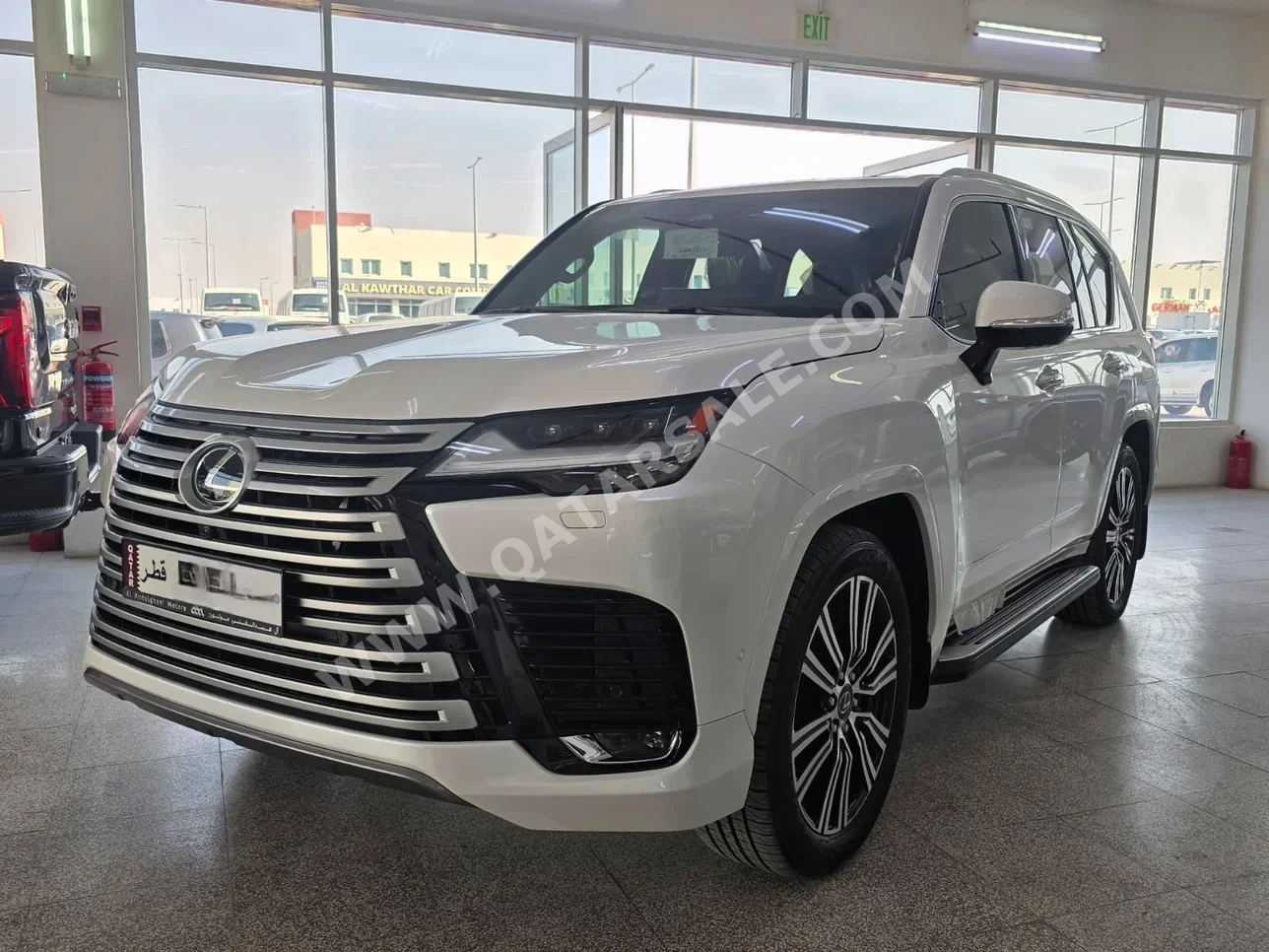 Lexus  LX  700 h  2025  Automatic  0 Km  6 Cylinder  Four Wheel Drive (4WD)  SUV  White  With Warranty
