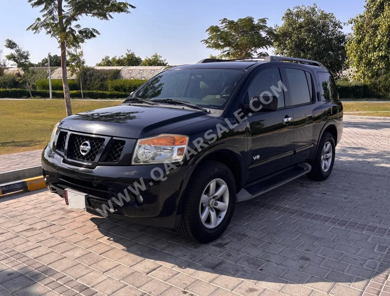 Nissan Armada SE 2013 Automatic 173,000 Km 8 Cylinder Four Wheel Drive (4WD) SUV Black With Warranty