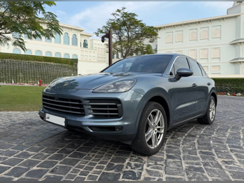 Porsche  Cayenne  2019  Automatic  80,000 Km  6 Cylinder  Four Wheel Drive (4WD)  SUV  Blue