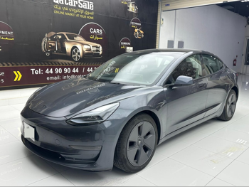 تسلا  مودل 3  2023  اوتوماتيك  60,000 كم  0 سلندر  دفع كلي مستمر  سيدان  رمادي  تحت الضمان