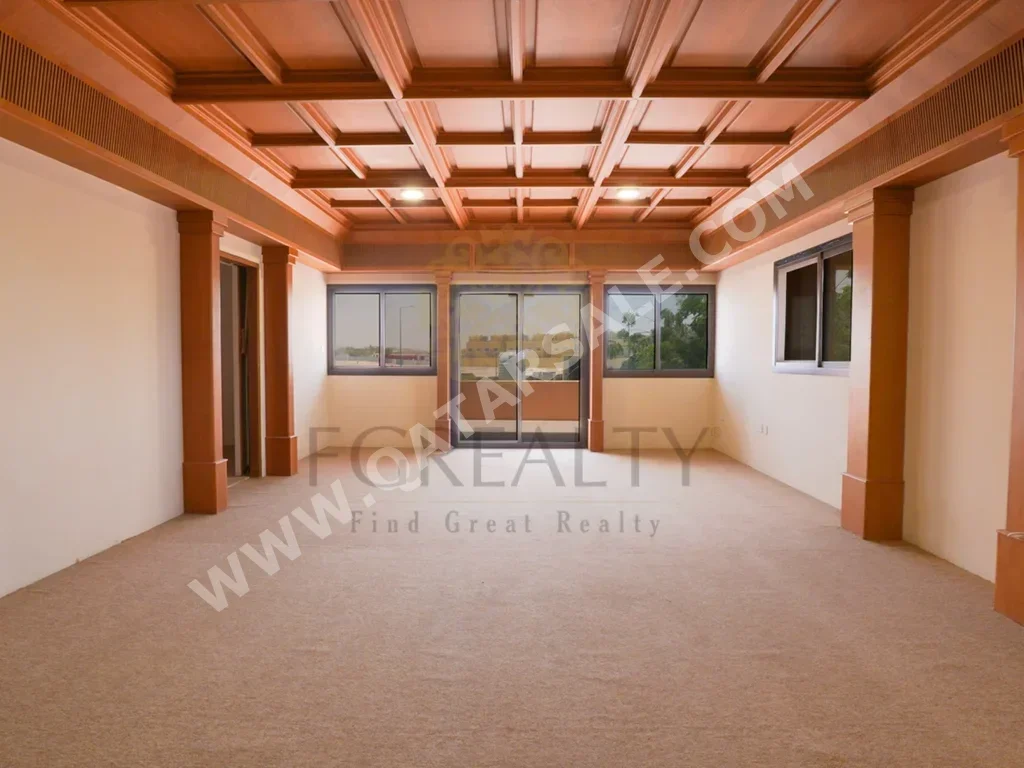 Family Residential  - Semi Furnished  - Doha  - Al Dafna  - 6 Bedrooms
