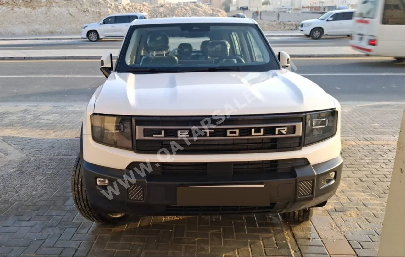 Jetour  T1  Comfort  2026  Automatic  600 Km  4 Cylinder  Four Wheel Drive (4WD)  SUV  White  With Warranty