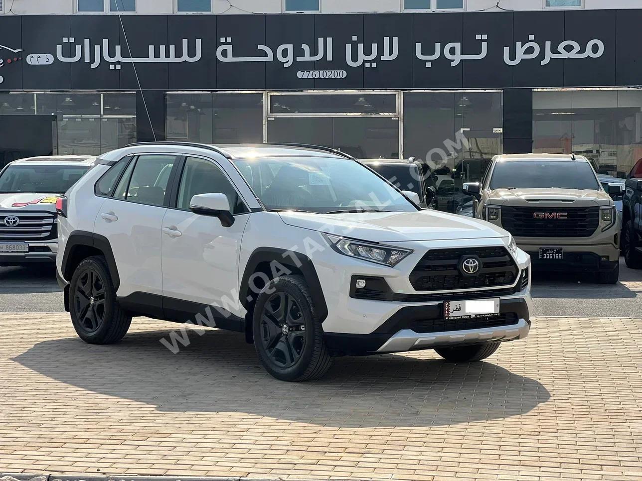 Toyota  Rav 4  2025  Automatic  0 Km  4 Cylinder  Four Wheel Drive (4WD)  SUV  White  With Warranty